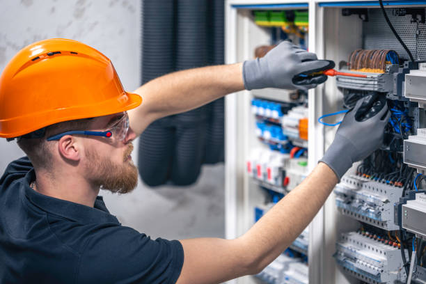 Best Local Electrician Companies  in Rockford, IL